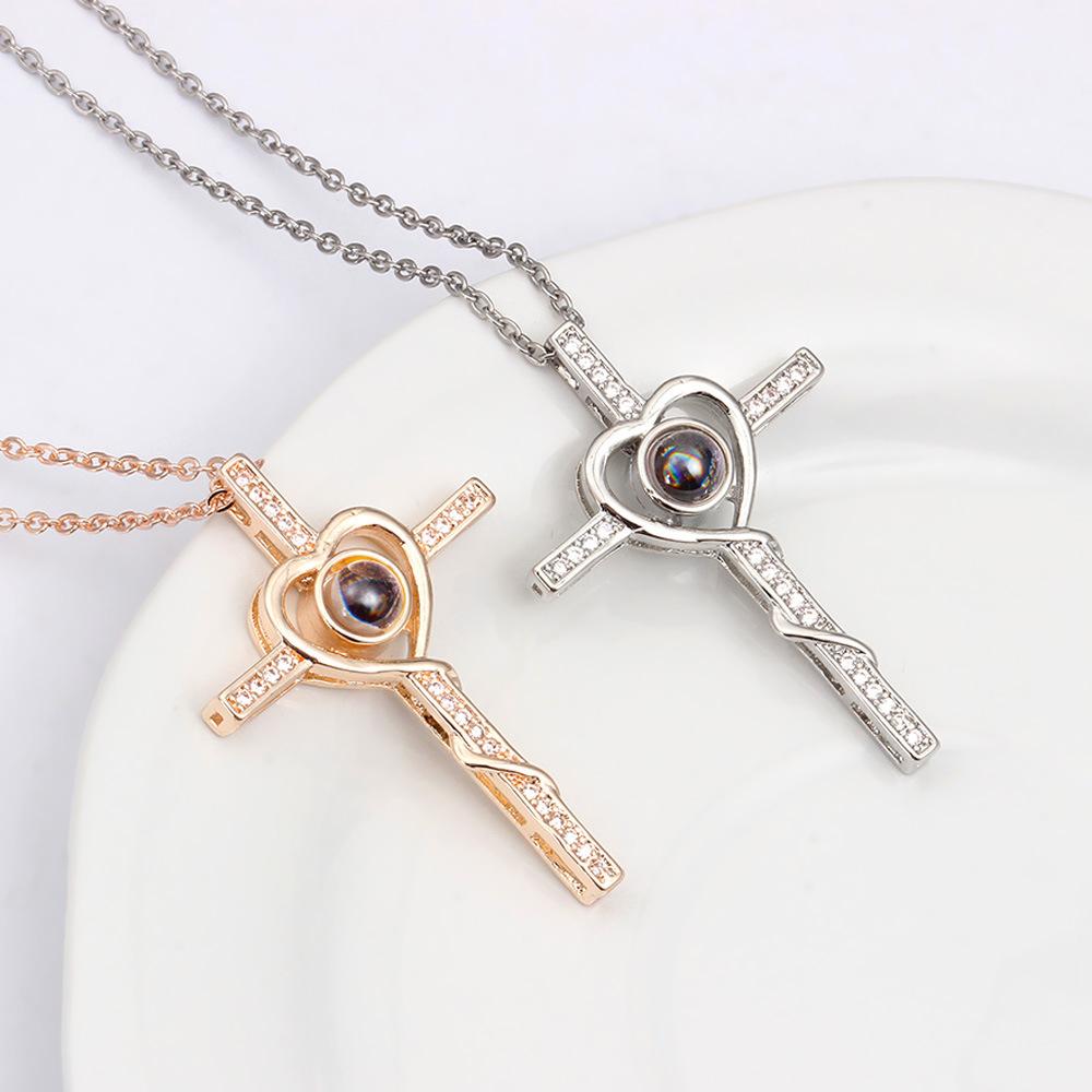 Cross Projection Necklace 100 