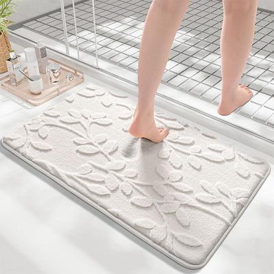 Einfarbige Memory-Schaumstoff Badematte mit rutschfester Unterseite und Imitat-Kaninchenfell