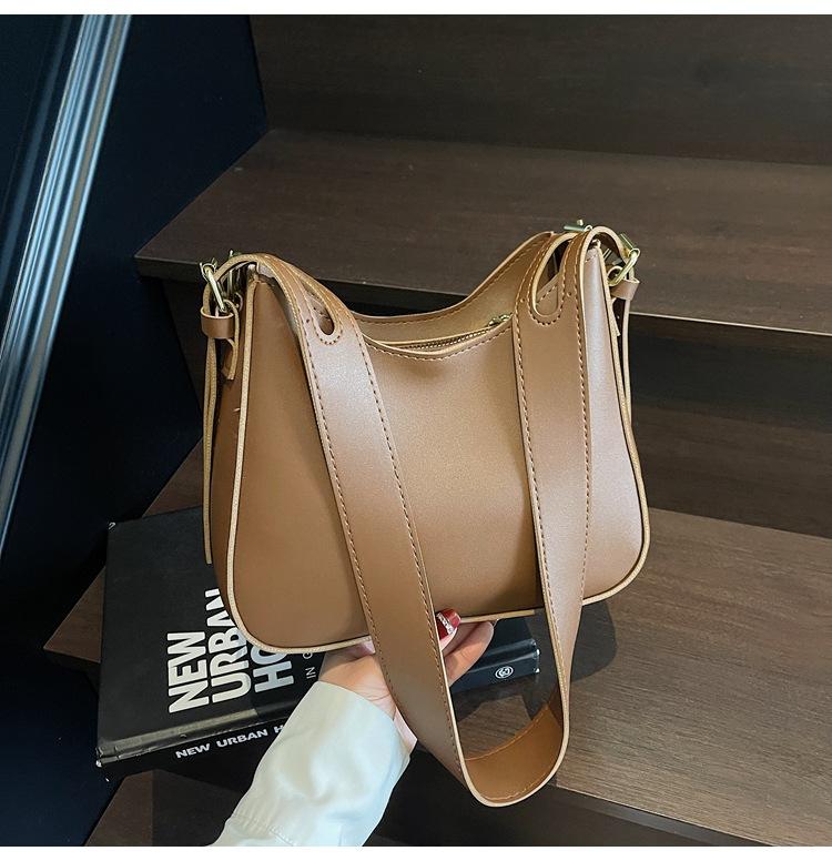 

Casual retro bag women s 2025 spring new commuting versatile messenger bag high-end niche shoulder bag хакі