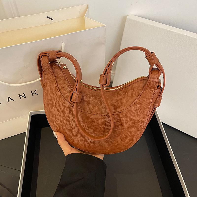 Trendy Lychee Grain French Crescent Crossbody Bag - High-End Fashionable Saddle Design