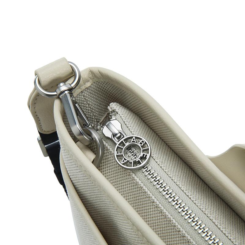 Fila Heritage Fashion Classic Simple Retro Commuter Versatile Texture Fabric PU Crossbody Bag Tote Bag Regular Women Bags Dove-Gray F13W628169FGY