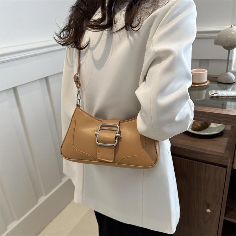 Stylish Women's 2024 Spring Fashion Clutch Bag Chic Baguette Crossbody Soft Pu Handbag