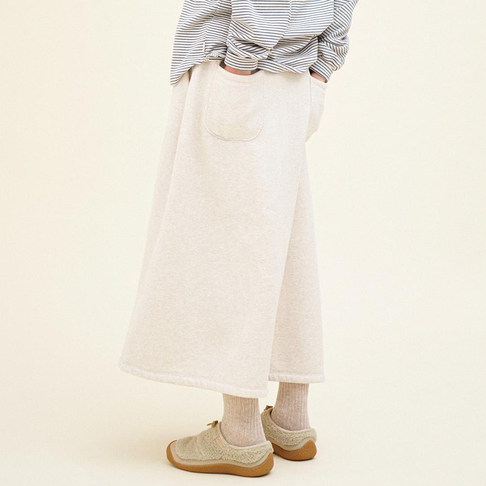 Chikita [24 Winter] Sweat Skirt (Cotton Napping) Oatmeal 244402Sot