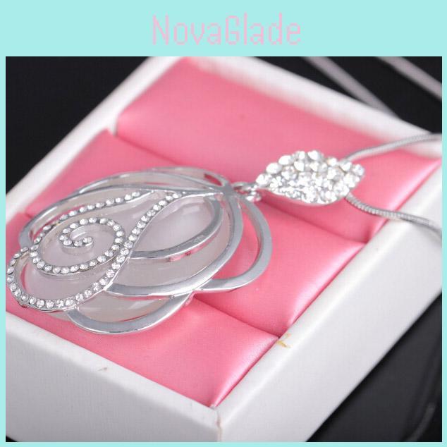 Elegante lange Pulloverkette im koreanischen Stil mit Rosenanhänger und Platin-Finish