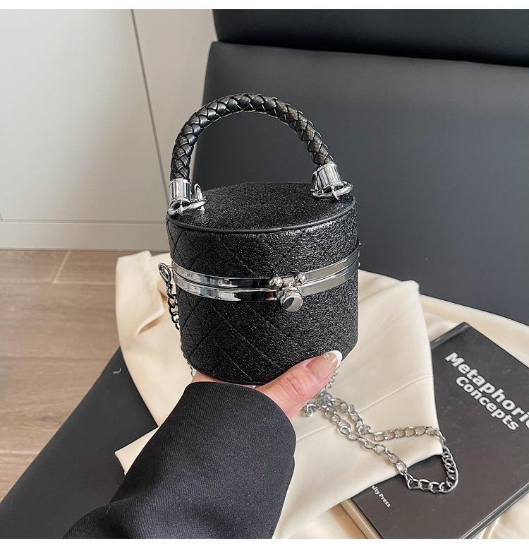 

Весна новая мода нишевая высококлассная мини-сумка-красный конверт через плечо на цепочке портативная сумка-ведро чёрный