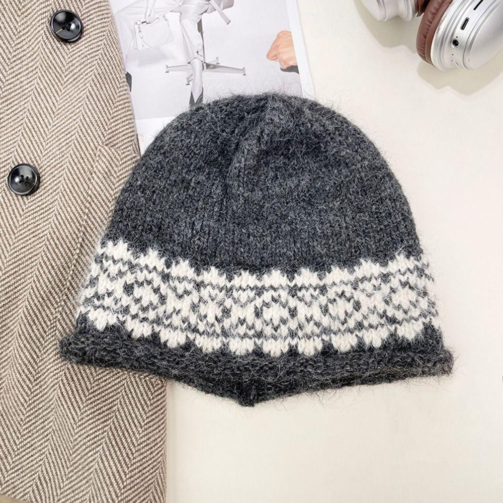 Face Slimming EarFlap Hat Polyester Fair Isle Jacquard Hat Vintage Fall Winter Hat  Outdoor Wear