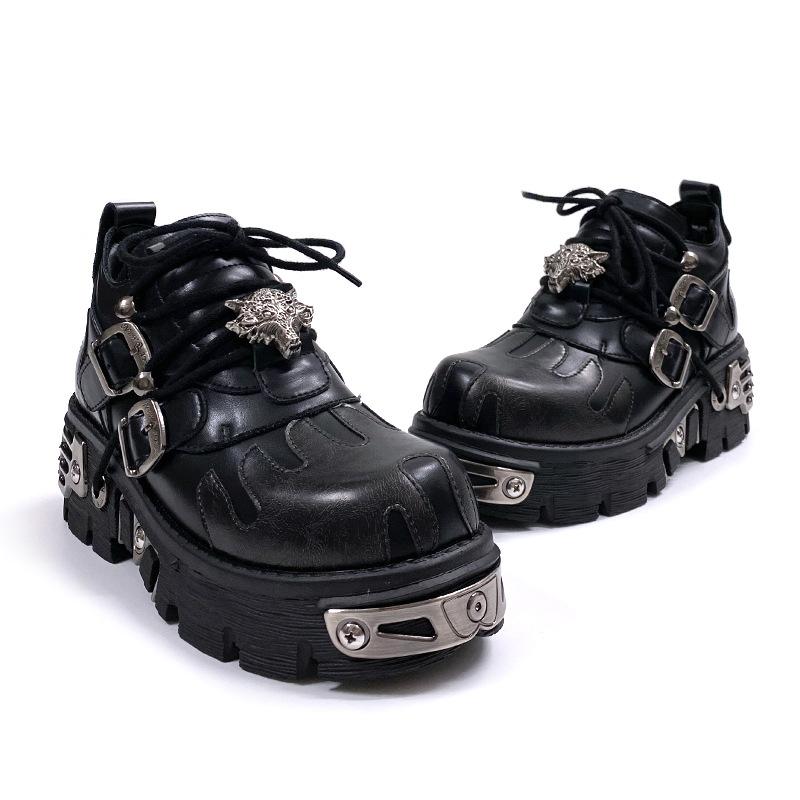 Retro Rock Dark Punk Small Leather Shoes Metal Splicing Men And Women With The Same Niche Flame Low-Top Heightening Big Head Shoes