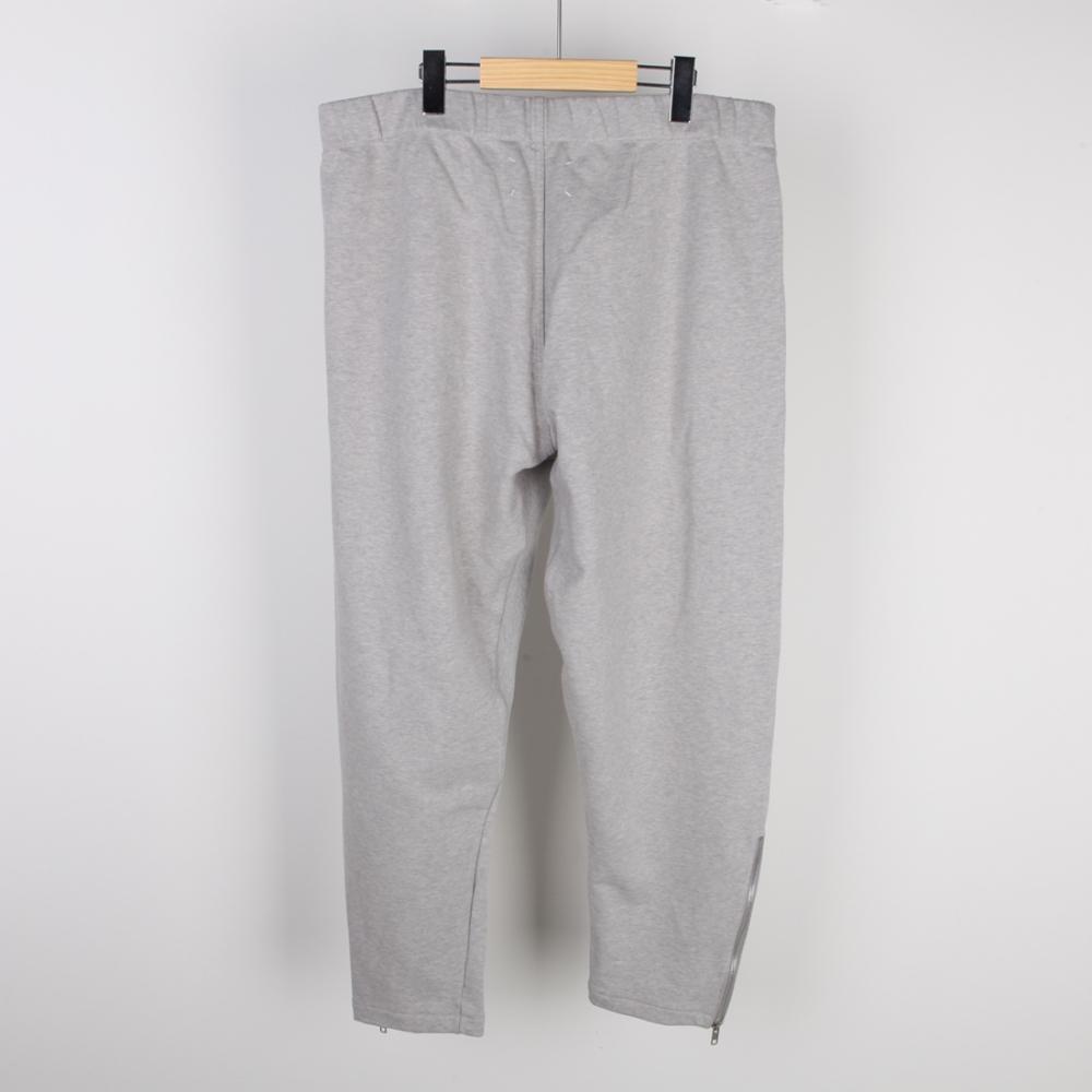 

Maison Margiela Тренировочные брюки Margiela на молнии, серые S50KA0586S25505856M