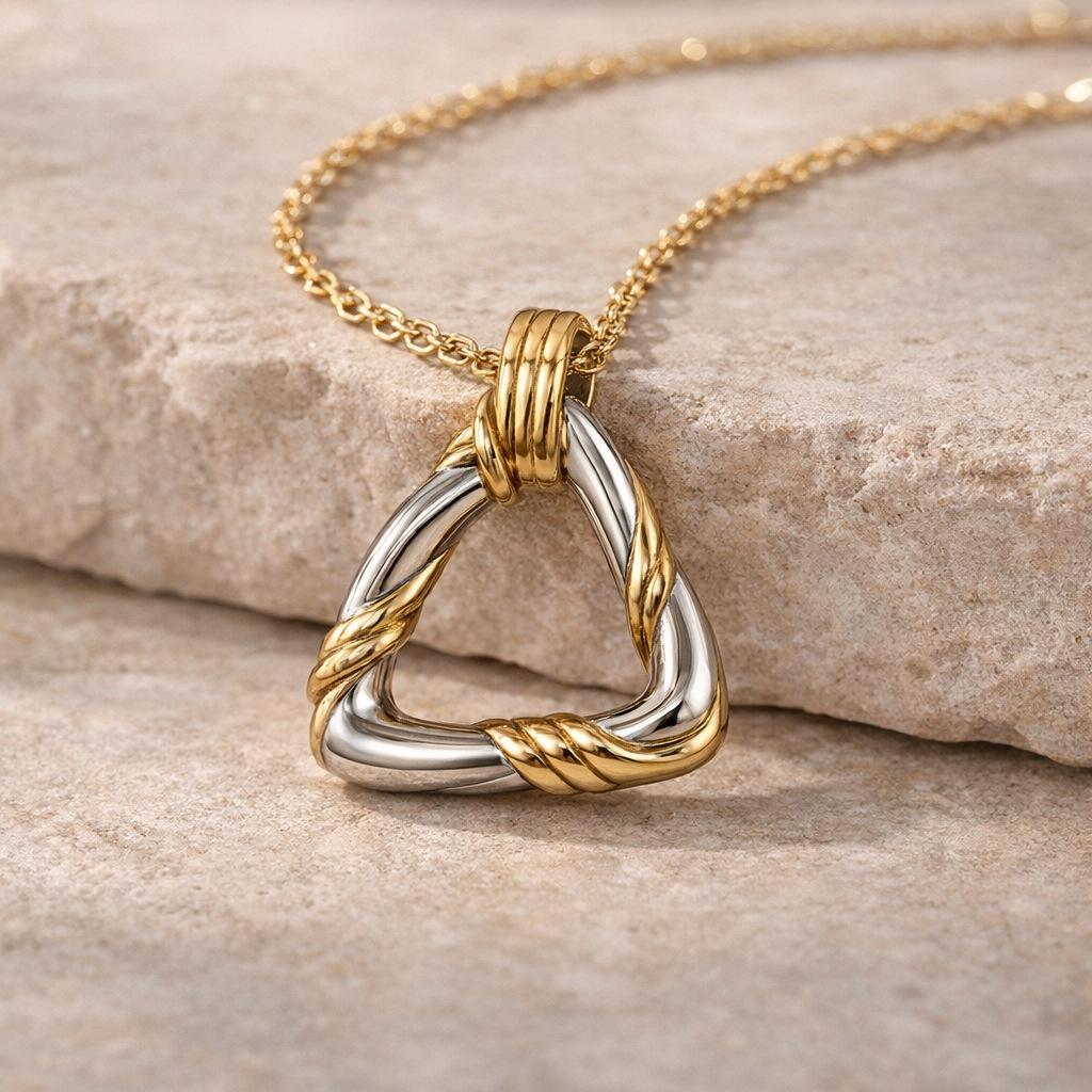 

Individual Simple Geometric Shape Twist Gold And Silver Splicing Color Necklace Furnace Vacuum Plating