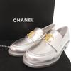 Gebrauchte AUTHENTISCHE CHANEL G45663 Loafer CC-Logo Kamelie Silbernes Leder