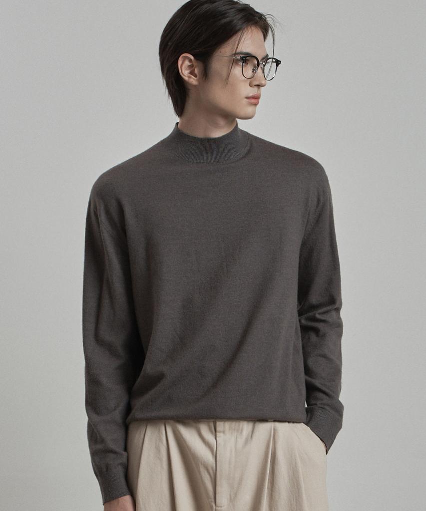 WORK ON BODY OFF Kor Semi-Overfit Mock Neck Knit [Charcoal]