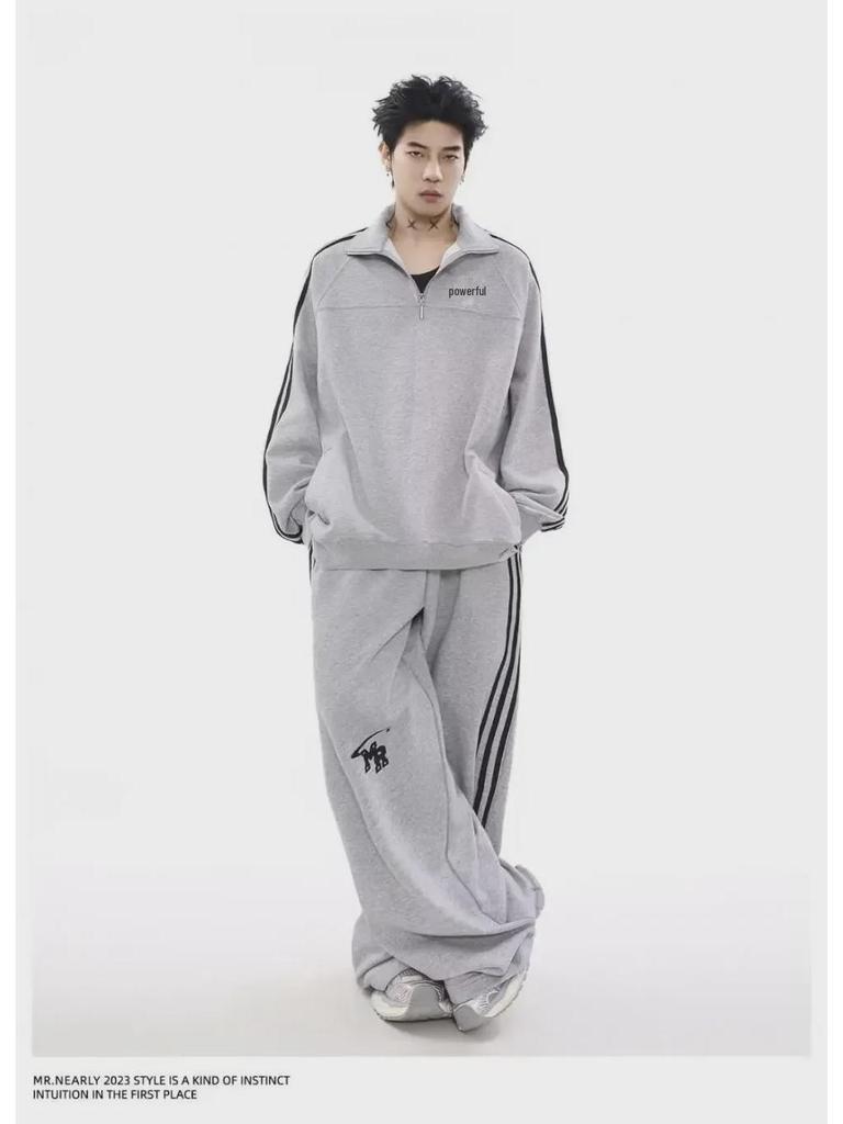 Men's Autumn American Retro Sports Suit: High-Street Stand-Up Collar Sweater and Trousers Two-Piece Set
