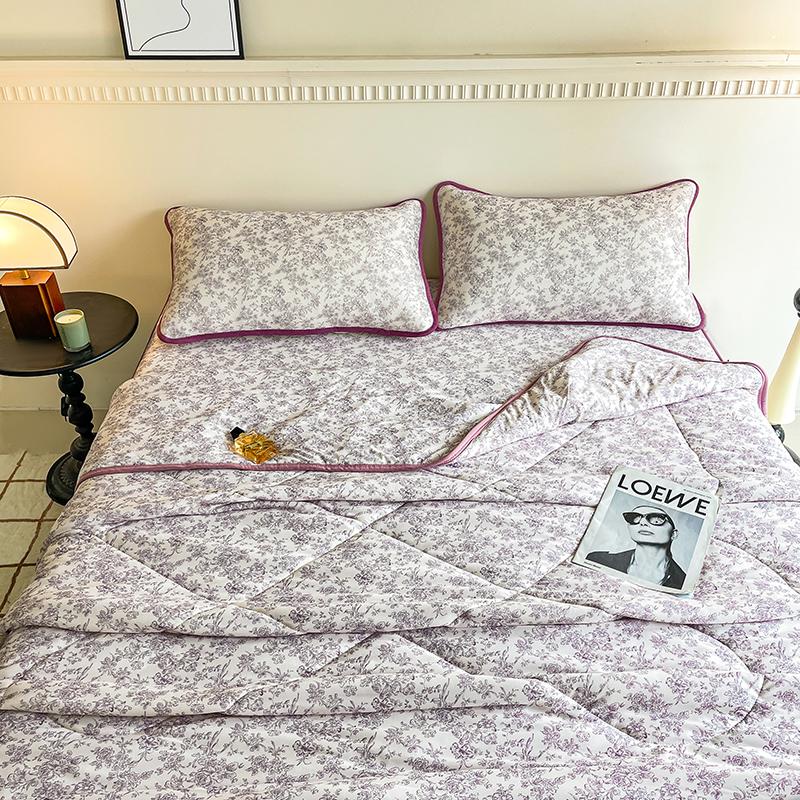 Elegant Blue Flowers Summer Cooling Quilt Floral Style Air Conditioner Quilted Quilt Skin-friendly Thin Blanket Machine Washable