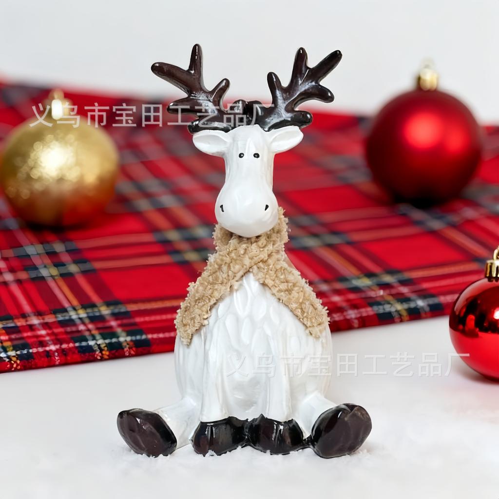 Nordic creative fun sitting elk living room desktop home decoration Christmas resin handicraft ornament