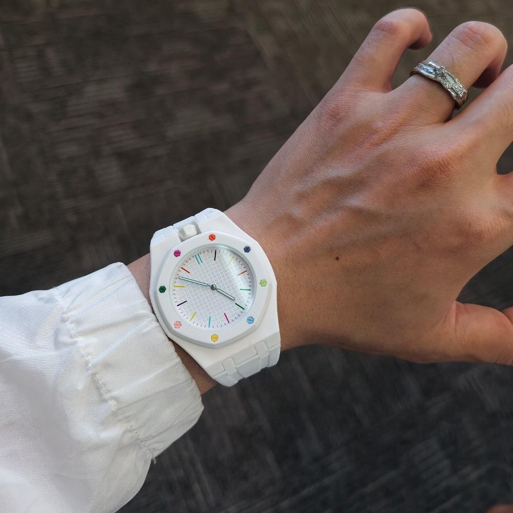 Orologio al Quarzo Unisex con Cinturino Colorato in Silicone per Donna Uomo Moda da Polso
