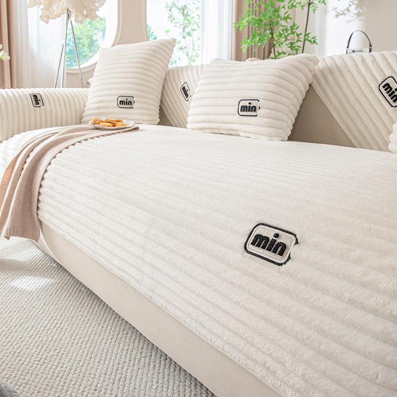 

Cream Wind Advanced Feeling Autumn And Winter New Flannel Sofa Cushion Thickened Warm Stroking Cats Soft Waxy Non-Slip Sofa Cushion 70*70cm