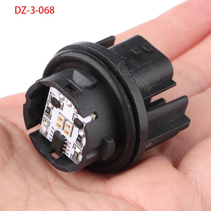 

1Pcs 81536-60C30 For Toyota Prado Corolla Car Light Base LED Module Socket Lamp Holder Accessories 1x Bulb Base