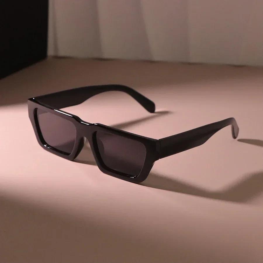 Retro Square Fashion Sunglasses Women Men Vintage Style Casual Trendy Small Female Male