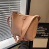 Women's New Solid Color Bag Large-capacity Commuter Messenger Bag Versatile Shoulder Bag