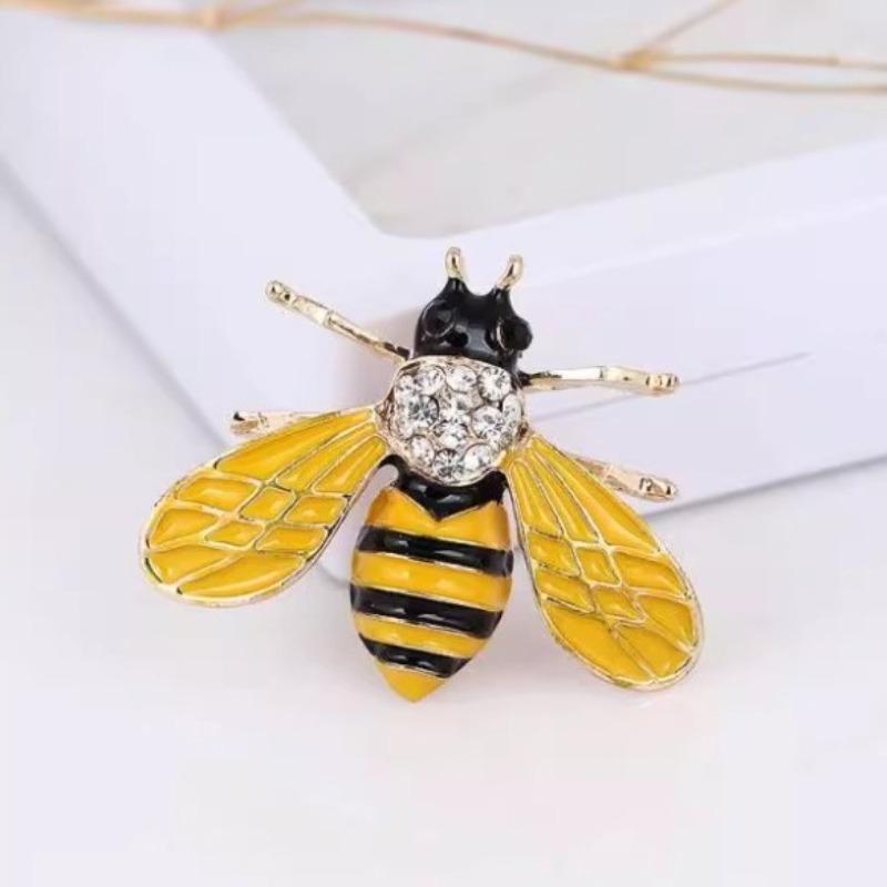 Unisex Enamel Bee Brooches Insect Brooch Pin Cute Small Badges Fashion Jewelry Women and Men Jewelry