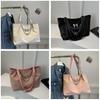 Large Capacity Chic Women's Bag 2024 New Chain Casual Butterfly Shoulder Tote Bag