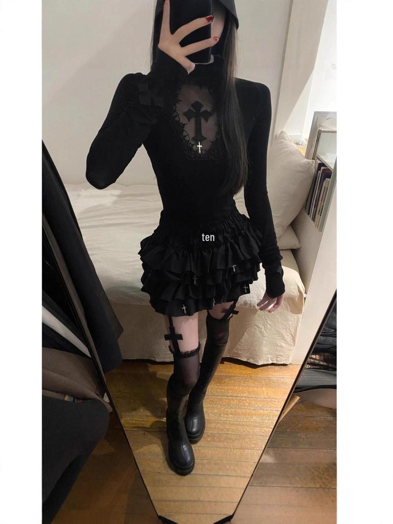 Dark American Style Spicy Girl Cross Cutout High Neck Women's Slim Fit Top - Spring/Autumn T-shirt