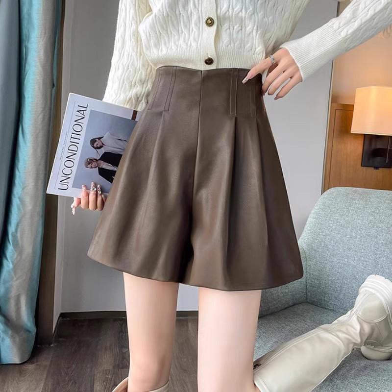 Women's High-Waist Khaki A-Line PU Leather Shorts, Autumn/Winter 2024, Wide-Leg Bootcut Casual Wear