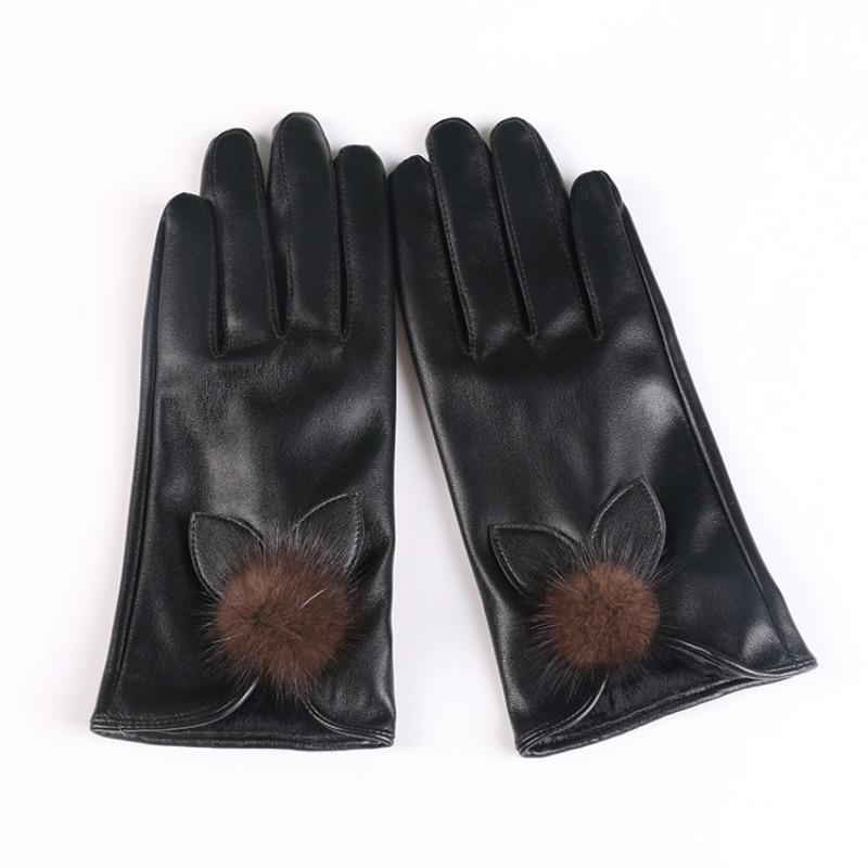 Warm Leather Gloves Mink Ball Ladies Thickened Outdoor Fleece Ladies Touch Screen Leather Touch Screen Winter Gloves