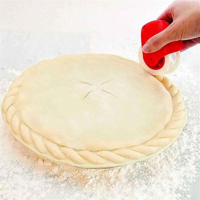 Bucătărie Pizza Patiserie Dispozitiv de tăiat plăcintă de patiserie Decor Cutter Rolă din plastic Rolă pentru Pizza Patiserie Placintă Crustă Cutter Instrumente