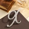 Spilla di Diamanti con 26 Lettere Inglesi Spilla Corsage in Metallo con Strass da Donna per Abbigliamento Zaino Sciarpa e Accessori Spille