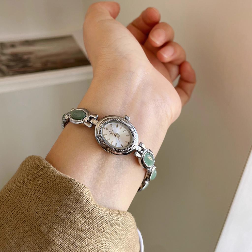 Hochwertige Luxus-Armbanduhren für Damen Elegantes Grünes Schmuckstück Jade Quarz Armband Armbanduhr Geschenk für Damen Mode-Kleideruhr für Damen