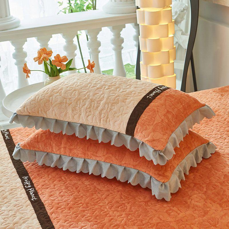 

Наволочка из молочного бархата Пара кружевных наволочек Утолщенная хлопковая застежка Теплая и красивая наволочка Сердцевина из одной подушки Кожа с бархатом 48*74cm-2pcs