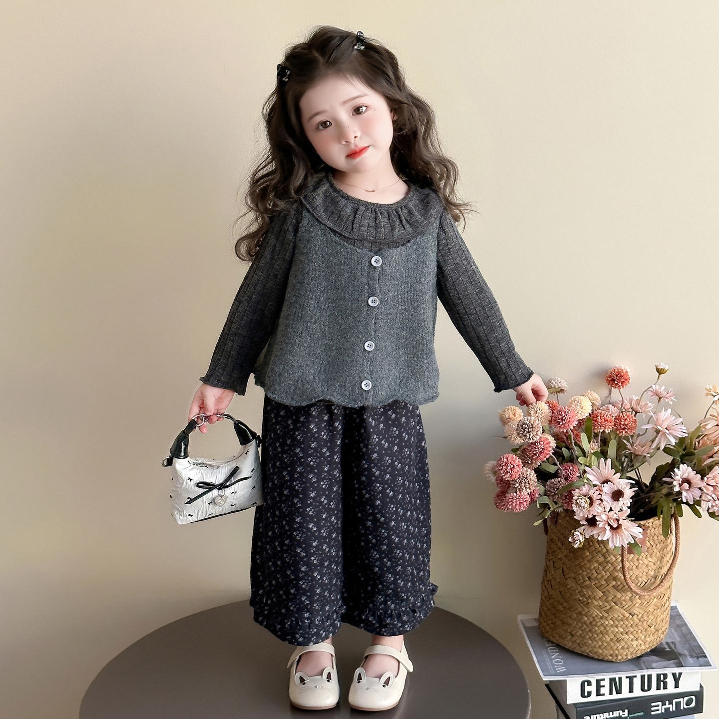 

Модный свитер-жилет для девочек 2025 - Весенне-осенний костюм-тройка 110 cm