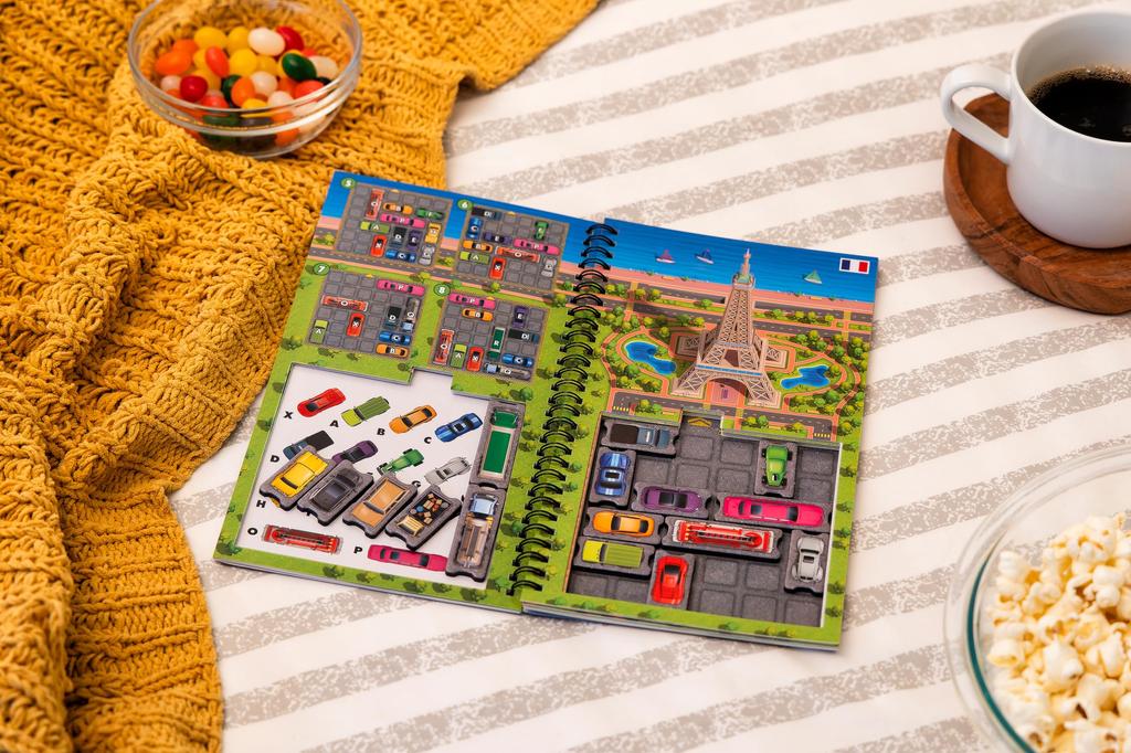 Thinkfun Educational Game Rush Hour Magnet Travel 76544 Puzzle with Japanese Instructions (Ages 8+) (Board Game, Kids' Game, Game)