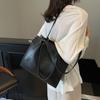 New Popular Bag Women's Large-capacity Commuter Mother Bag Women's Portable Shoulder Tote Bag