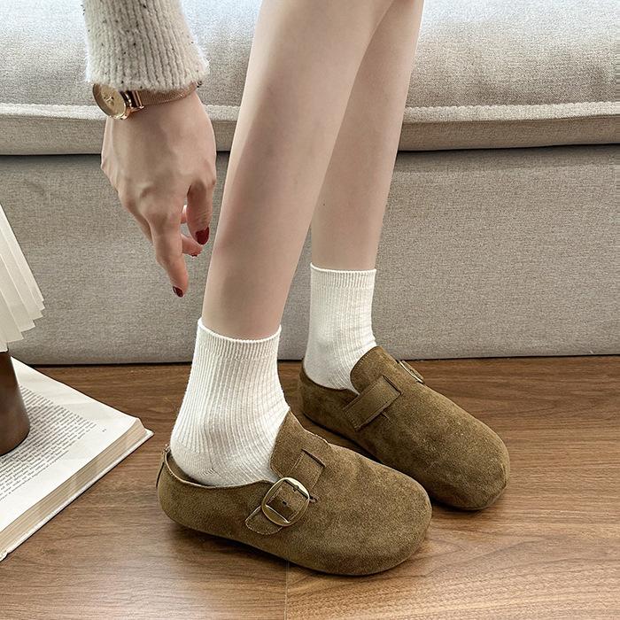 Mattiertes Leder Großkopf Boken Hausschuhe Damen 2025 Herbst neu kleine dicke Sohle erhöhend Einzelne Schuhe Außenhausschuhe