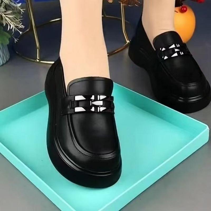 2025Autumn Platform Sole Round Toe Deep Mouth Low-Top Shoes Women Casual Slip-On Loafers Fashion Versatile Single Shoes Women