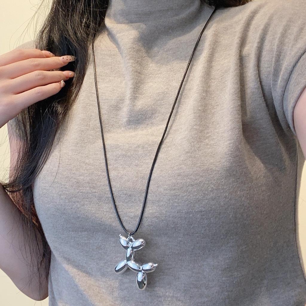 Premium Sweater Chain Titanium Steel Comb Necklace Women'S Silver Small Long Pendant Vintage Niche Design Accessories