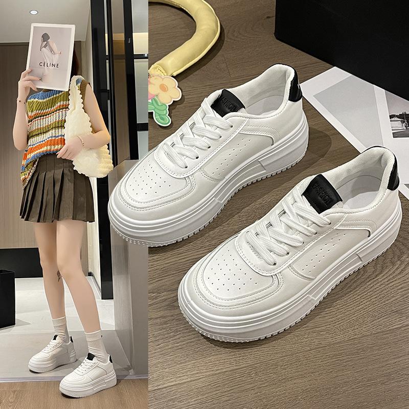 Platform White Shoes Women's Spring and Autumn Hong Kong Style Increases 2025 New Versatile Casual Sports Shoes Niche Board Shoes Ins Tide