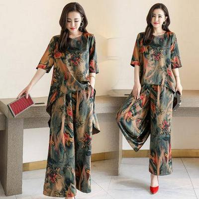 2026 Summer Women's Retro Print Two-Piece Suit: Fashionable, Loose-Fit Blouse & Wide-Leg Pants