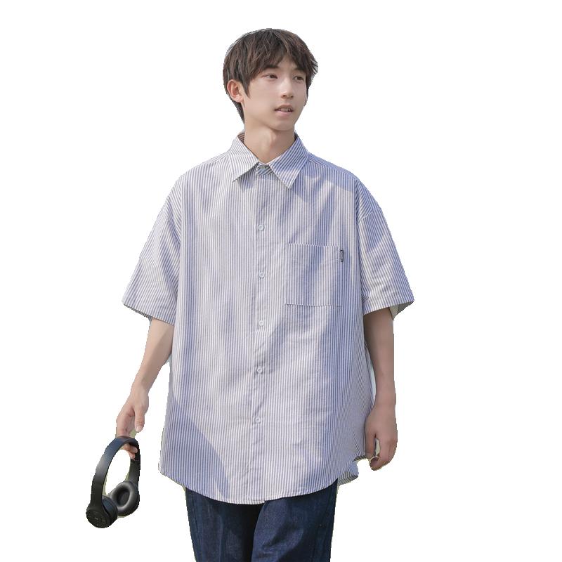 Top cu dungi de vară pentru bărbați, răcoros, respirabil, pentru navetă, cu guler turn-down și mâneci scurte