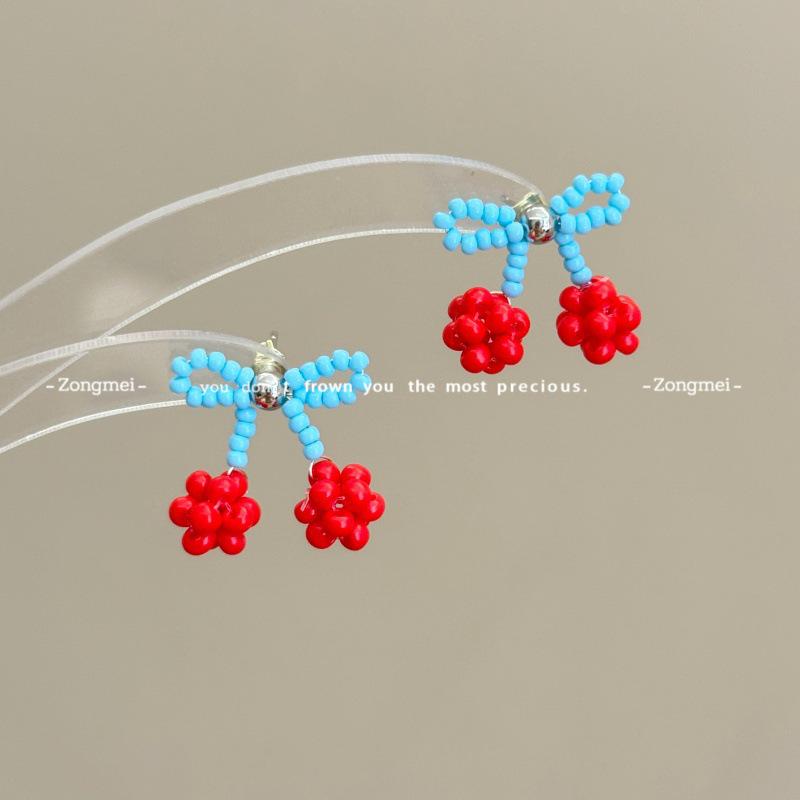 

Cherry Sweetheart Dopamine Beaded Color-Block Cherry Stud Earrings for Women - Stylish and Unique Niche Design