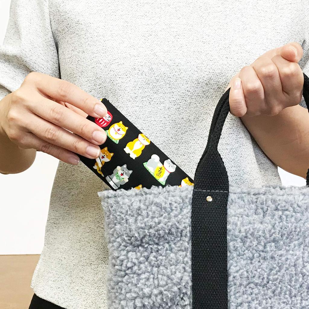 LamPlanning Poitto. Kompaktes, leichtes, hartes Brillenetui mit Magnetverschluss, langlebig und perfekt als Geschenk, ideal für unterwegs. (Schwarz)