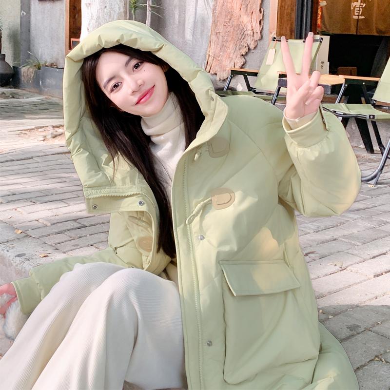 Thickened Korean Bread Coat with Pockets; Fashionable Green Feather Cotton Coat with Hood and Long Design for Winter