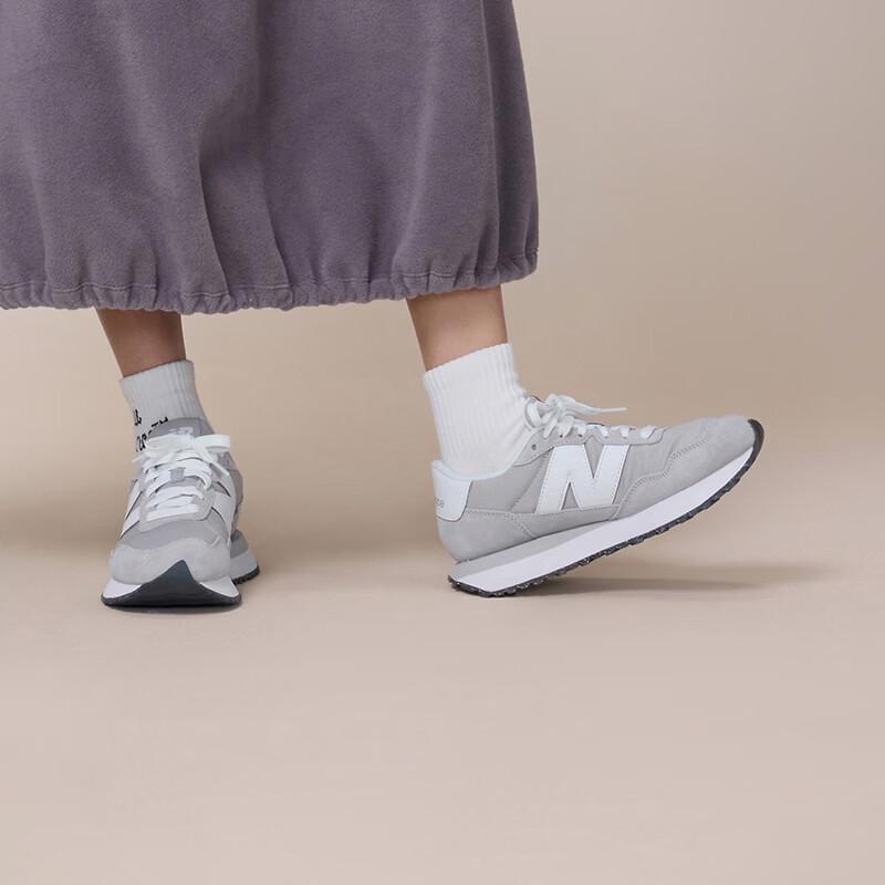 New Balance MS237HG Retro Casual Sneakers