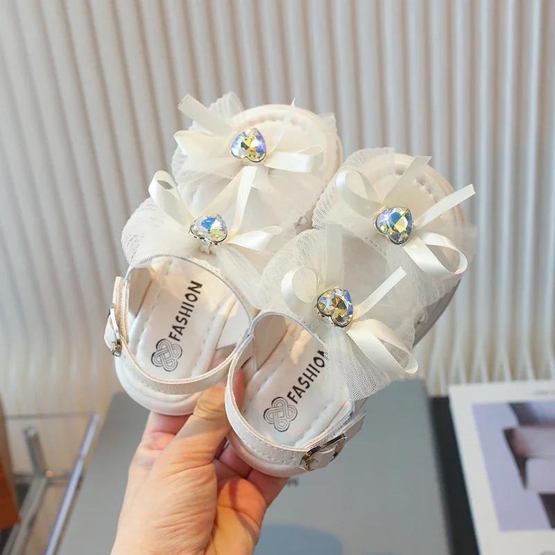 

Children Girls Sandals Summer New Fashion Sweet Bowtie Princess Elegant Rhinestone Soft Comfortable Versatile Beach Shoes 36