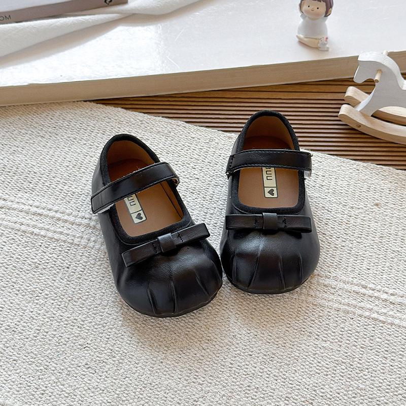 Foreign style girl princess shoes 2025 spring and autumn new children's leather shoes British style performance shoes baby girl shoes single shoes