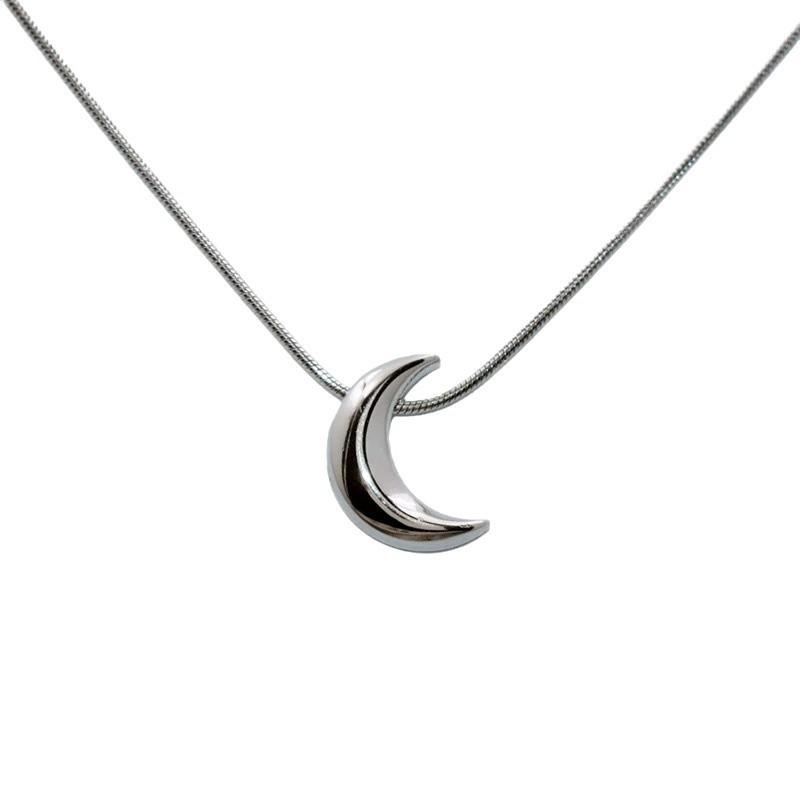 S925 Sterling Silver Crescent Moon Necklace: Cool and Aloof, High-End, Niche Ins Style with Snake Bone Chain