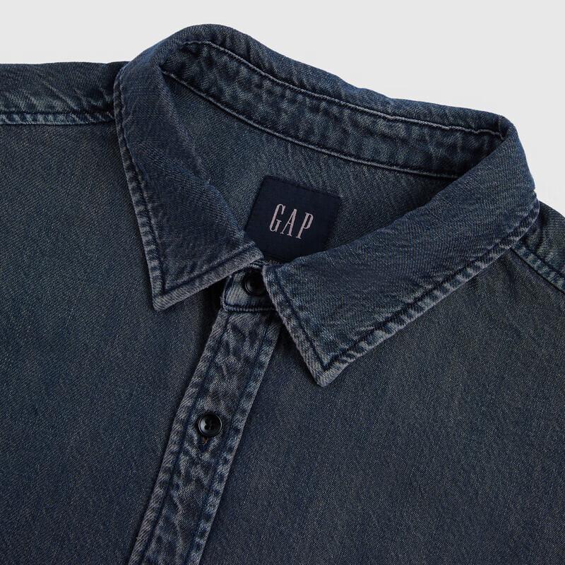 Gap Men's Loose Fit Patch Pocket Denim Shirt