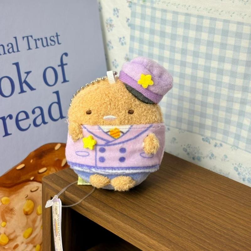NEUES Sumikko Gurashi Sternenzug Lokführer Plüschtier Schlüsselanhänger Zuguniform Shirokuma Tonkatsu Tokage Ebifurai Puppe Rucksackanhänger